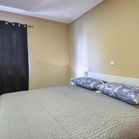 5 Bedroom Amazing In Сasa de vacaciones